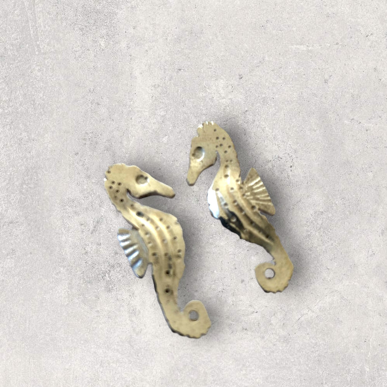 Seahorse Studs