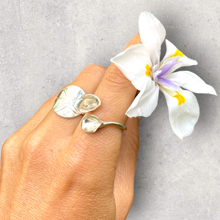 Single Arum Lily Ring